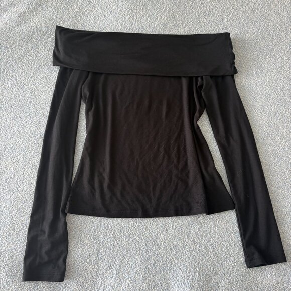 NAKD Black Off-The-Shoulder Top - Picture 1 of 4